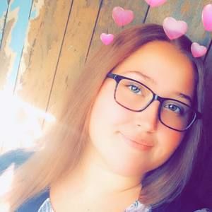 Meet your Posher, Lily